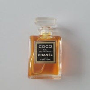 Vintage Chanel Coco Mademoiselle Mini Pure Perfume in Box 1.5 ml 0.05 oz  RARE